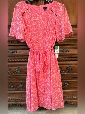 Pretty in Coral-Pink and White Dot Flutter Flare Dress from Belks   14W